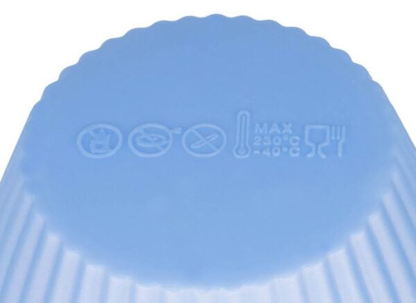 Baking tray + 12 silicone molds - Image 8