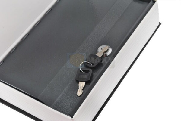 Safe - a box hidden in a book - Image 6