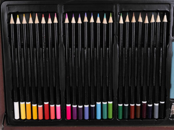 Painting set in a case 143pcs - Image 11